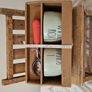 Rae Dunn 3 Piece Ice Cream Set